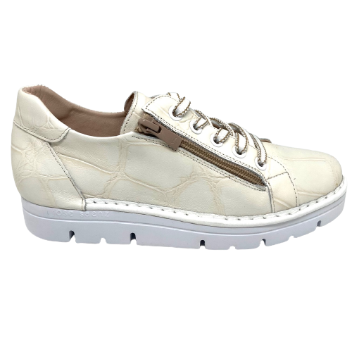 Super comfortable and gorgeous! These sneakers are made in Spain, have an easy access zip entry and a silver trim. Wear them with your dress, skirt, pants or shorts and you'll look fabulous all summer! Removable foot bed for your orthotic.