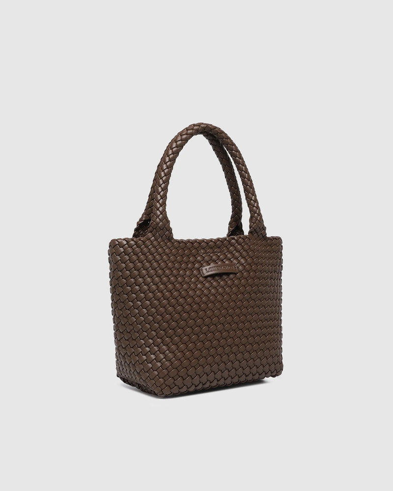 Internal Features	Base Plate
Handle Height	14cm and Falls Flat on Body
PU Strap	Adjustable and Detachable 99-114cm PU Strap
Closure	Magnetic Clasp
Body Material	Polyurethane Vegan Leather 100%
Hardware	Light Gold
Dimensions	W21 x H20 x D8cm
Weight	0.55kg