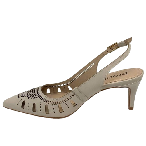 Here is a great trans seasonal heel that will effortlessly see you from the office to an occasion. The laser cut work not only creates interest but also allows for the leather to mould easily to your foot shape. The light beige colour is also a great neutral. Made in Brazil it boasts a 7cm slim heel.