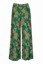 casual but show-stopping, the breeze pant fuses fashion and function with ease. crafted in a luxurious silk blend and inspired by australian botanicals. kgari palm print