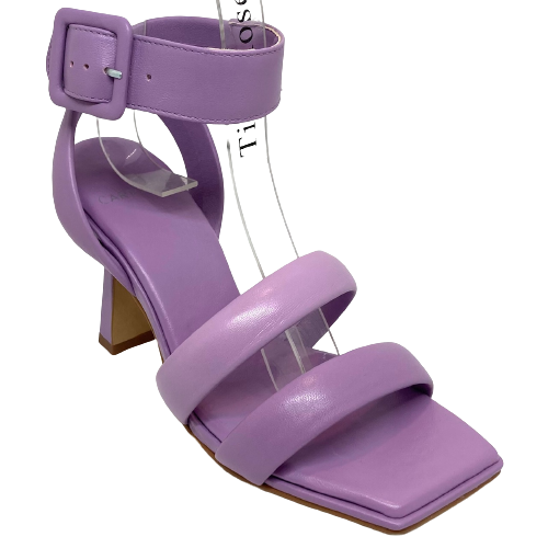 It's not always the case that a pair of gorgeous heels are comfy but here are a pair that are!! Made in Brazil these sandals have an interesting heel shape that is stable yet elegant and a modern squared off sole at the toe. The wide padded straps are well placed and they have the same strap which buckles around the ankle. Available in three great colours of toast, black and mauve.