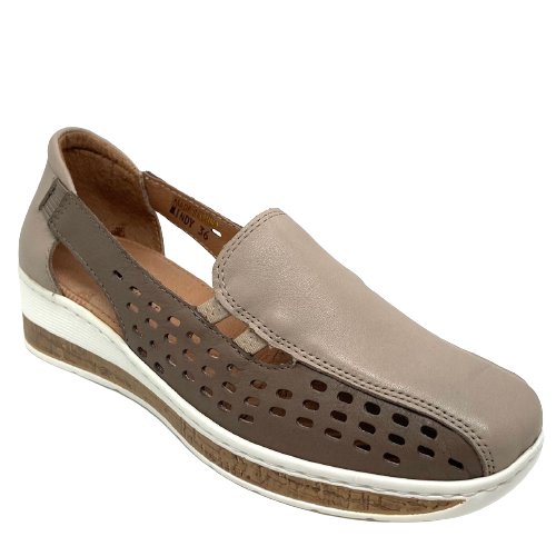 A great comfort shoe for work, holidaying or just doing a lot of walking. The perforations in the leather allow for ventilation in our warmer months.