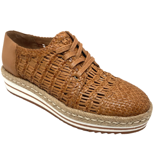 If you have a hard to fit foot with lumps and bumps that need cradling, then this is the shoe for you! The plaited and woven leather moulds around the foot immediately and the openness lets your foot breath in the summer months. The rope and white sole is great both visually and comfort wise. Colour is tan.