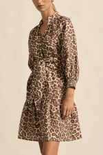 designed for comfort and versatility, it blends feminine form with a fluid feel. crafted in the zk exclusive ocelot print, a neutral take on the classic leopard trend.

100% linen crafted for trans-seasonal wear
high stand collar and soft 3/4 sleeve for balance
elasticated cuffs and shell buttons provide practical detail
off-the-body fit and wide belt for personalised styling
versatile for everyday, travel, or elevated casual
