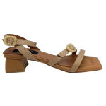 Made in Spain by Neo this gorgeous sandal in a beautiful neutral shade of camel and with its cute little 4.5cm heel will take you many places. The well placed straps are of raffia (with leather lining) and have a small "horn" buckle at the top of the foot and at the ankle.