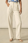 75% cotton, 25% lyocell
High-waisted, barrel-leg silhouette for a timeless fit 
elm denim for fresh spring summer styling 
pairs effortlessly with elevated or casual pieces 
Designed for seasonless wear