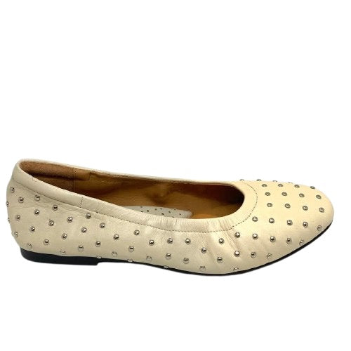 ballet flatj with stud detail padded insole and arch support bresley prusian egret