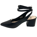 <p>Rashell is a shoe that deserves a place in your wardrobe. A versatile and classic mid heel, with a gentley pointed toe that gives width to the foot where it is needed, the ankle strap adds a feminie touch. A shoe for the office and beyond.</p> <p>Mollini</p>
