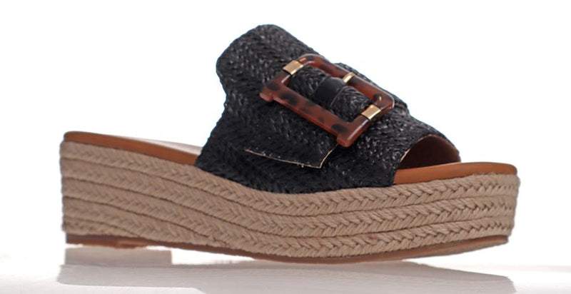 Flatforms are a great way of achieving height without having slope. Here we have a 6cm rope covered flatform (wedge) slide with a black raffia wide band across the foot finished with a tortoise buckle. Manmade materials by Laguna Quays.