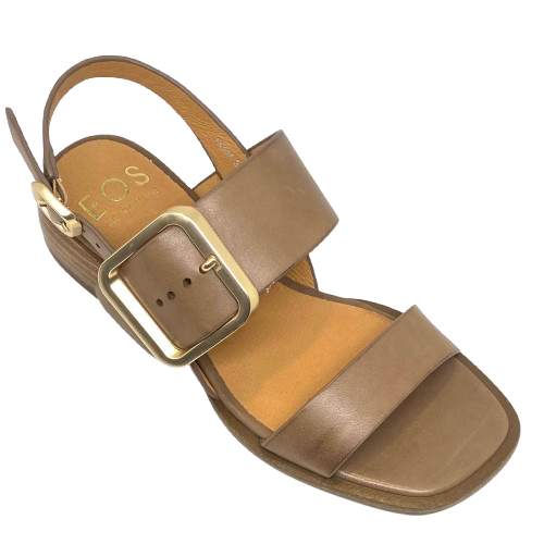 A classic summer sandal in beautiful polished leather in a light pecan shade. The low stacked heel is a comfortable 3.5cm height and large brushed gold buckle is its feature. Brand is EOS.