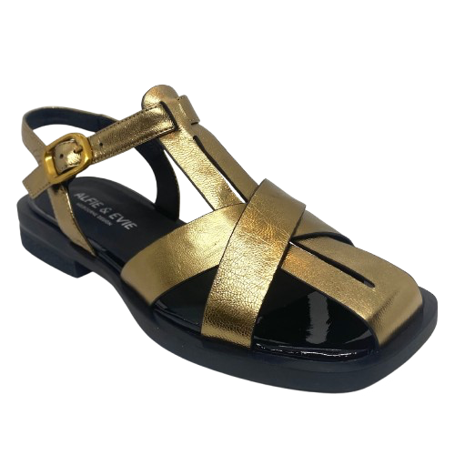 With a nod to the fisherman sandal this quirky little beauty is perfect in bronze leather with a comfortably soft flat sole piped in black patent leather. Designed by Alfie &amp; Evie.