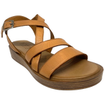 An everyday little tan sandal that will soon become a favourite go to. Made on a low wedge with a cushioned sole by Rilasarre.