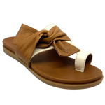 ou'll be destined for comfort in these moulded sole thongs. A soft leather upper in tan will have you happily slipping into these every day.