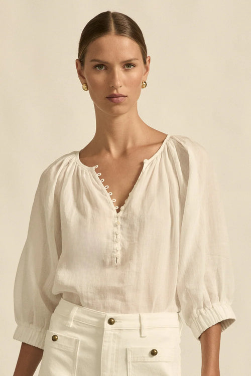 easy yet considered, the tranquil top is a relaxed staple designed for daily wear.

100% ramie
gathered neckline with delicate shell buttons
off-the-body fit offers versatility and ease
raglan sleeve with elastic cuff for styling flexibility
ideal for casual layering and warm weather