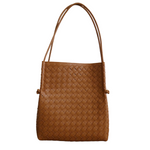 BAG SIZE:
BAG: 100% Leather (Cowhide) Exterior (Microsuede PU Lining)
POUCH SIZE:
POUCH:&nbsp;100% Leather (Cowhide) Exterior (Cotton PU Lining)
Measurements&nbsp; 20cm 28cm 10cm