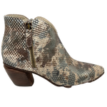 What a fabulous little ankle boot! With its medium 6cm stacked heel, double zips and elegant "dip" at the front of the ankle (elongating the leg) this will be a winner!  Colours  ;   Tan and Bronze multi pony