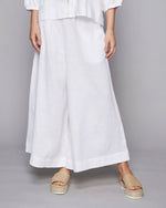 wide leg pant with flat front waist band, porcelain
