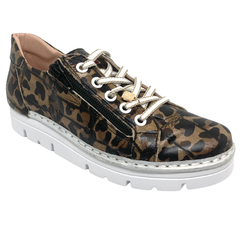 Super comfortable and gorgeous! These sneakers are made in Spain, have an easy access zip entry and a silver trim. Wear them with your dress, skirt, pants or shorts and you'll look fabulous all summer! Removable foot bed for your orthotic. Leopard