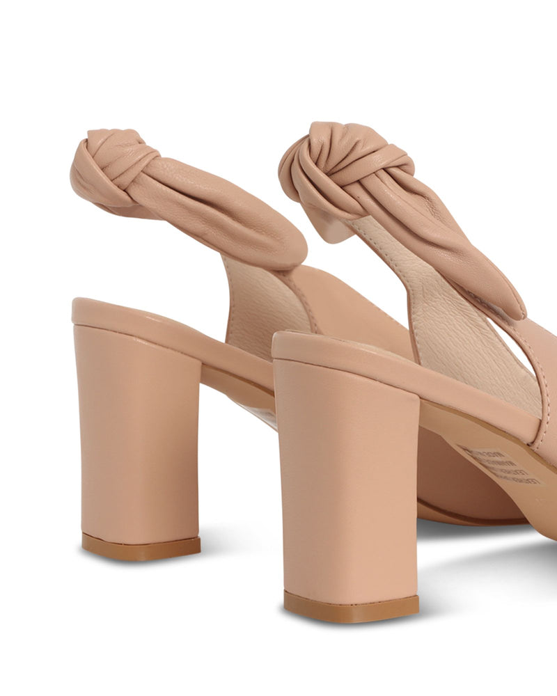 Piper is a classic trans-seasonal slingback with an elegant toe shape, an 8.5cm heel and features a knot of leather at the heel. The soft leather provides a comfortable fit.
